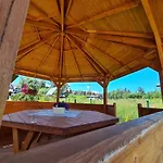 Wrzos Bed & Breakfast 3*