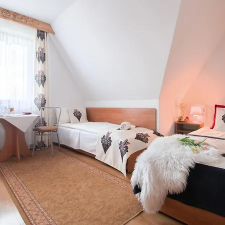 Wrzos Bed & Breakfast 3*