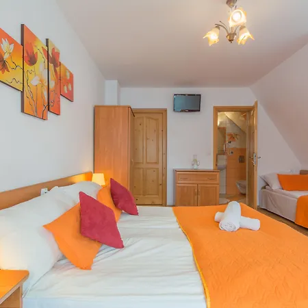 Wrzos Bed & Breakfast