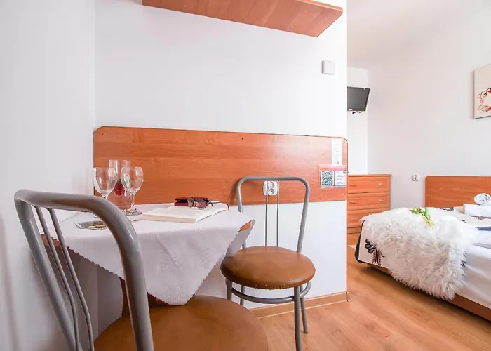 住宿加早餐酒店 石楠别墅旅馆 3*